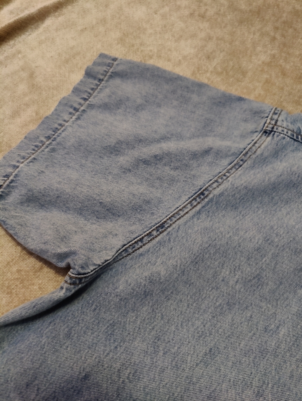 AGOLDE Rona Box Cropped Denim Shirt, size XS - Picture 10 of 16